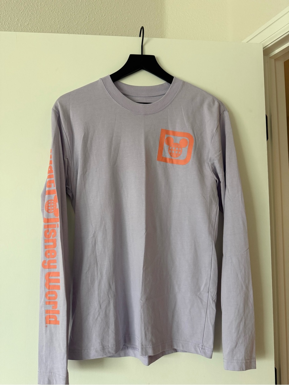NWOT Disney World Long Sleeve